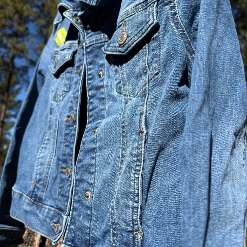 SO Classic Blue Denim Jacket - Picture 4 of 6